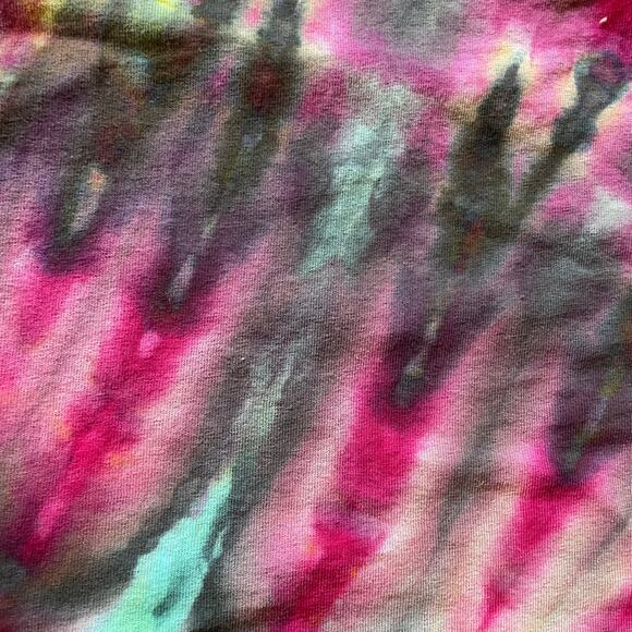 Ice Dyed Unisex T-shirt - Tie Dye Spiral - Short-sleeve Tee - Handmade (2XLarge) - Picture 4 of 12